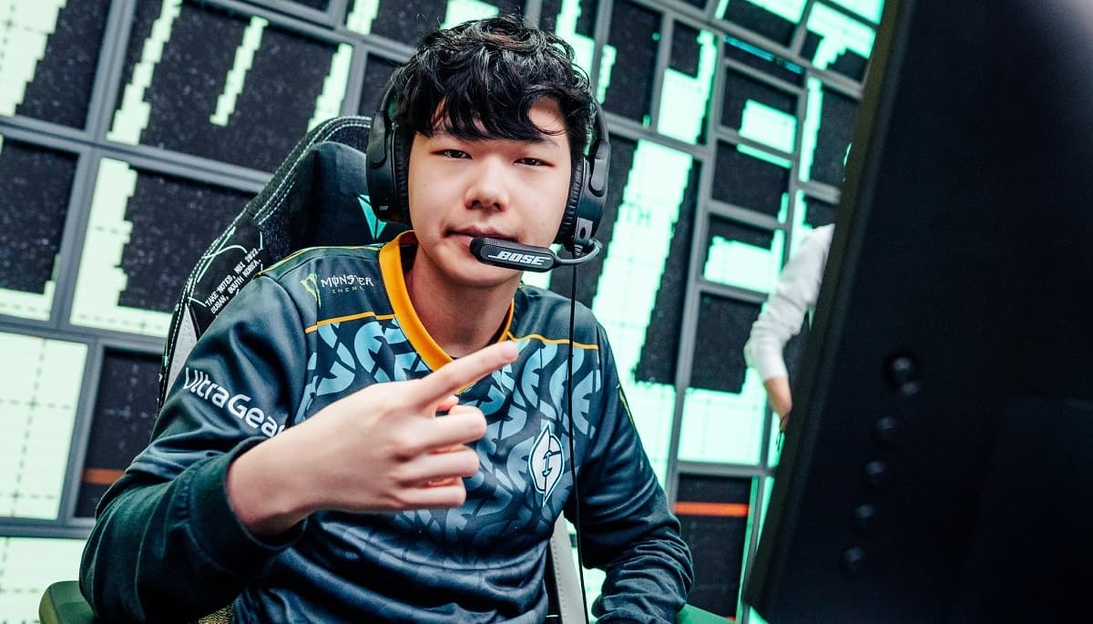 Jojopyun wins Rookie of the Year LCS award