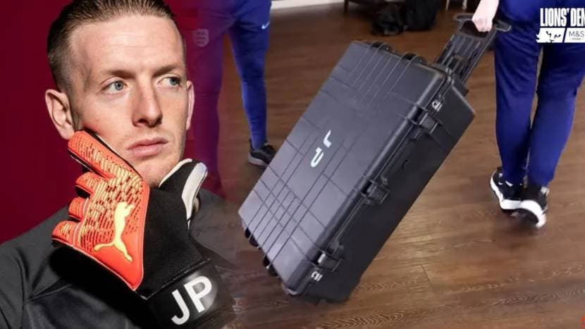 Jordan Pickford gaming