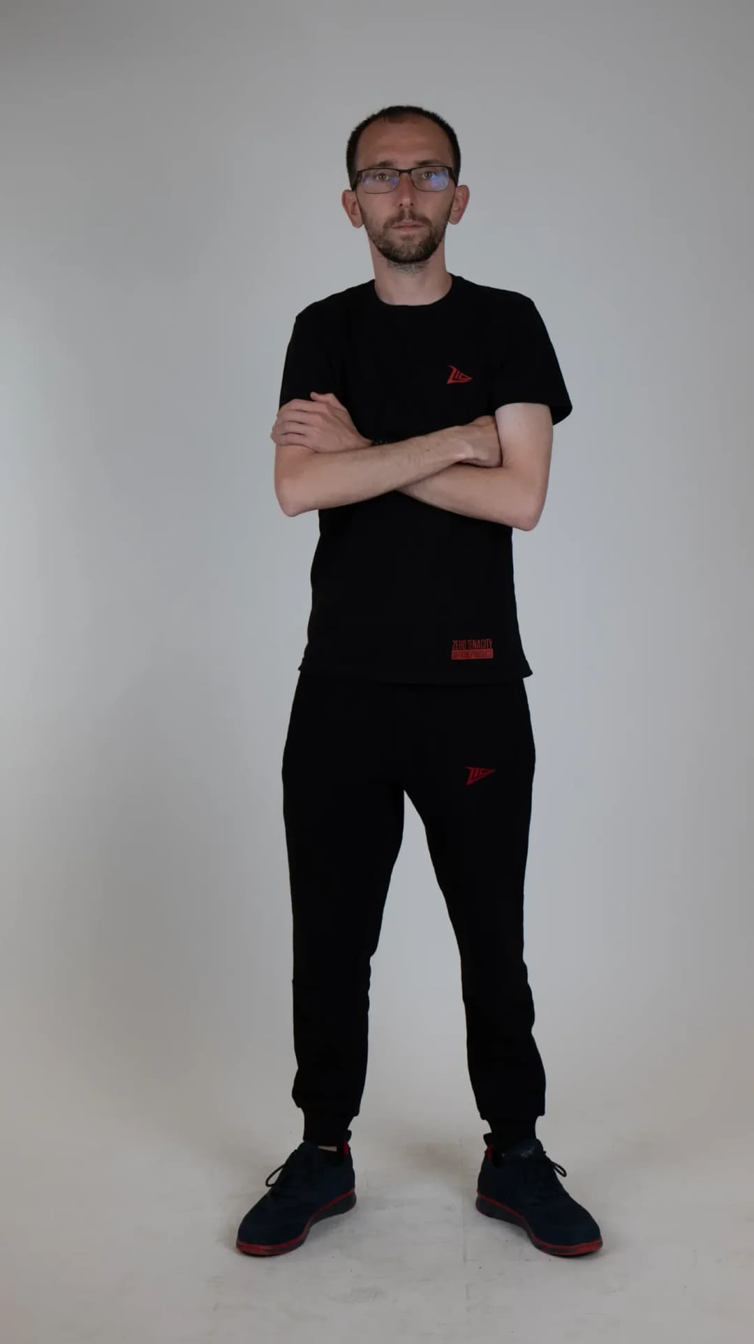 Damir „Mitch“ Škaričić u odjeći Zero Tenacityja