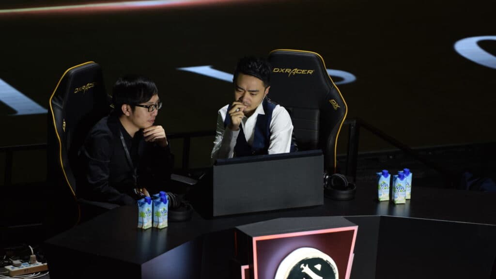 Kineski Dota 2 trener xiao8 na Dota 2 Asia Championshipsu 2017.