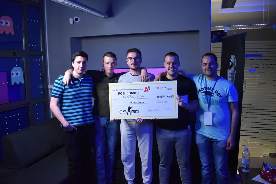 AKOPALIPSA CSadria Clan Championship