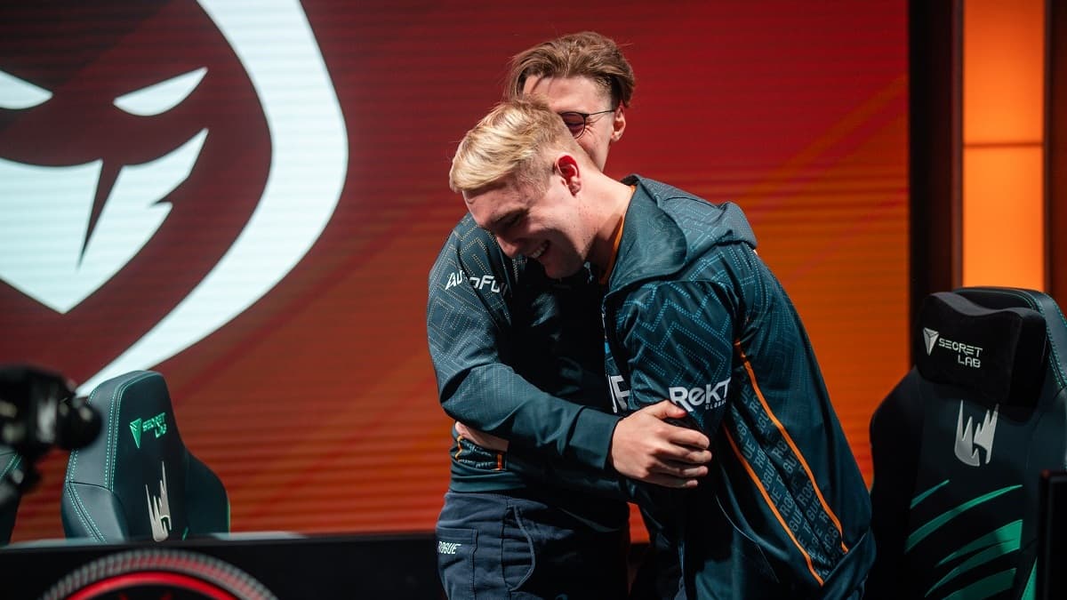 Rogue reverse sweeps Fnatic and advances to LEC finals