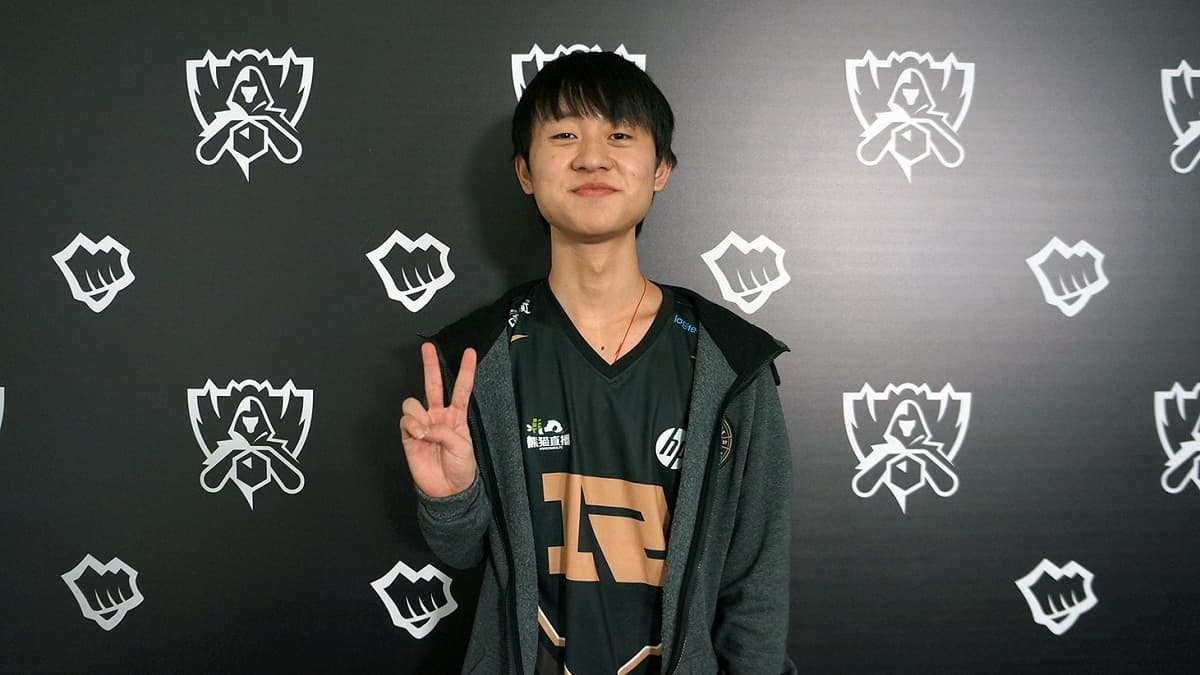 RNG after 9 matches advances to next stage on MSI